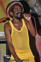 DSC_4237.jpg (96,702 bytes)