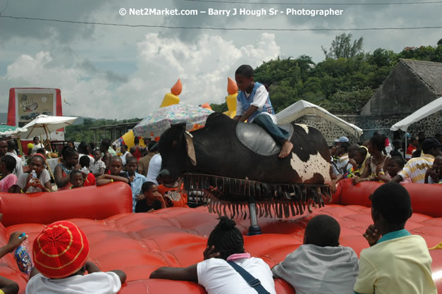 Cross De Harbour @ Lucea Car Park presented by Linkz Entertainment in association with Lucea Chamber of Commerce - Featuring Freddy Mc Gregor, Iley Dread, Mr. Vegas, Lt. Elmo, Champagne, Merital, CC, Brillant, TQ, Mad Dog, Chumps - Lucea, Hanover, Jamaica - Negril Travel Guide.com, Negril Jamaica WI - http://www.negriltravelguide.com - info@negriltravelguide.com...!