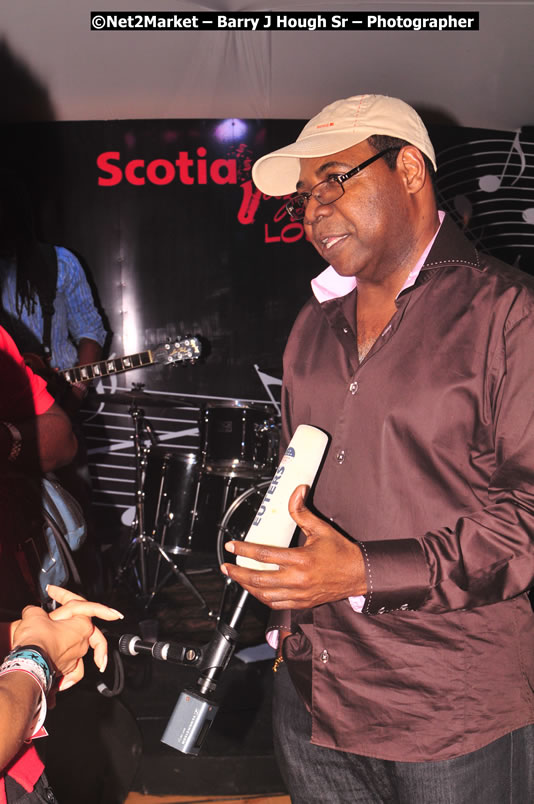 Minister of Tourism, Edmund Bartlett @ Jamaica Jazz and Blues Festival 2009 - Presented by Air Jamaica - Friday, January 23, 2009 - Venue at the Aqueduct on Rose Hall Resort &amp; Country Club, Montego Bay, Jamaica - Thursday, January 22 - Saturday, January 24, 2009 - Photographs by Net2Market.com - Barry J. Hough Sr, Photographer/Photojournalist - Negril Travel Guide, Negril Jamaica WI - http://www.negriltravelguide.com - info@negriltravelguide.com...!