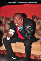 DSC_3212.jpg (96,326 bytes)