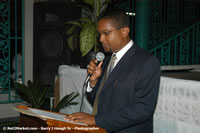 DSC_6073.jpg (53,046 bytes)