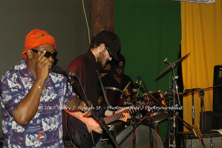 Julian Marley - Grammy Nominee & Son of the Legend Bob Marley - Live in Concert - Also featuring Ras Noble, Power Drill, Iron Head, & Robin Banks - Backing Band Roots Warrior, plus DJ Gemini @ One Love Reggae Concerts Series 09/10 @ Negril Escape Resort & Spa, February 2, 2010, One Love Drive, West End, Negril, Westmoreland, Jamaica W.I. - Photographs by Net2Market.com - Barry J. Hough Sr, Photographer/Photojournalist - The Negril Travel Guide - Negril's and Jamaica's Number One Concert Photography Web Site with over 40,000 Jamaican Concert photographs Published -  Negril Travel Guide, Negril Jamaica WI - http://www.negriltravelguide.com - info@negriltravelguide.com...!