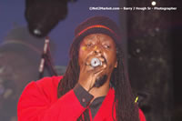 DSC_6698.jpg (39,275 bytes)