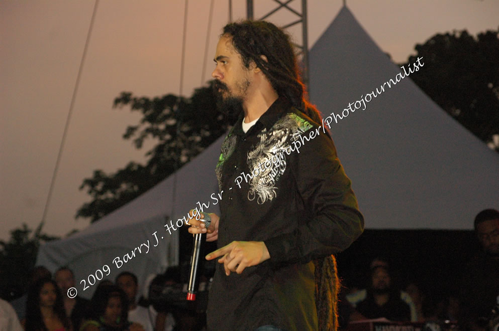Damian 'Jr. Gong' Marley & NAS @ Reggae Sumfest 2009 - International Night 2 - Reggae Sumfest 2009,Catherine Hall, Montego Bay, St. James, Jamaica W.I. - Saturday, July 25, 2009 - Reggae Sumfest 2009, July 19 - 25, 2009 - Photographs by Net2Market.com - Barry J. Hough Sr. Photojournalist/Photograper - Photographs taken with a Nikon D70, D100, or D300 - Negril Travel Guide, Negril Jamaica WI - http://www.negriltravelguide.com - info@negriltravelguide.com...!