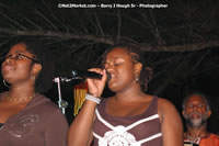 DSC_9926.jpg (47,222 bytes)