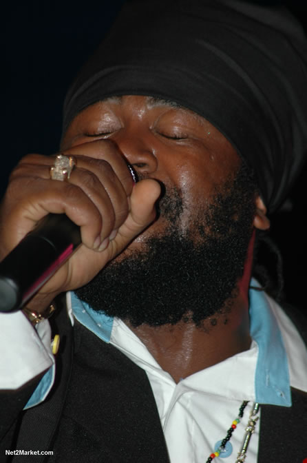 Fantan Mojah - Spring Break 2005 -  6th Anniversary - All Day - All Night - Photo Gallery - Sunday, March 13th - Long Bay Beach, Negril Jamaica - Negril Travel Guide, Negril Jamaica WI - http://www.negriltravelguide.com - info@negriltravelguide.com...!