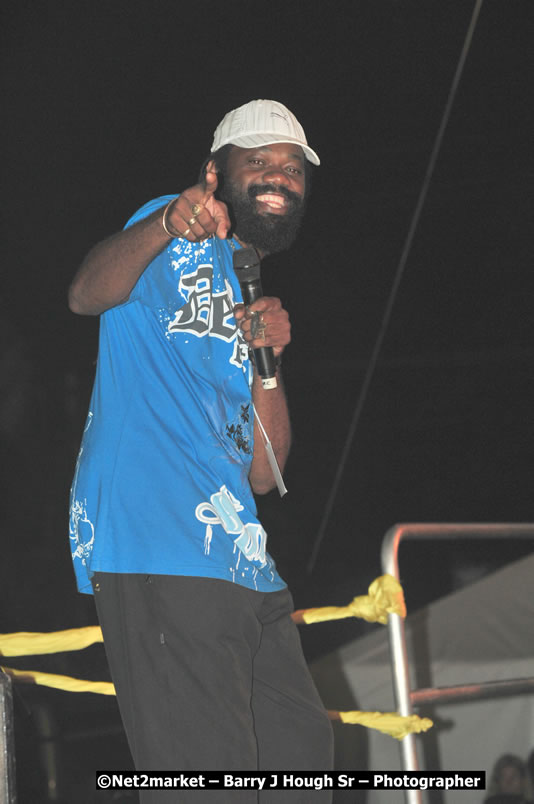 Coco T @ Unite The People An International Reggae Fest, Featuring: Beres Hammond, Coco T, Queen Ifrica, Khalil, Cameal Davis, Iley Dread, Rochelle, Geoffrey Star, Ras Penco, Kool DeLoy, Otis Gayle, J.McKay, Tiney Winey, Venue at Norman Manley Boulevard, Negril, Westmoreland, Jamaica - Saturday, April 4, 2009 - Photographs by Net2Market.com - Barry J. Hough Sr, Photographer/Photojournalist - Negril Travel Guide, Negril Jamaica WI - http://www.negriltravelguide.com - info@negriltravelguide.com...!
